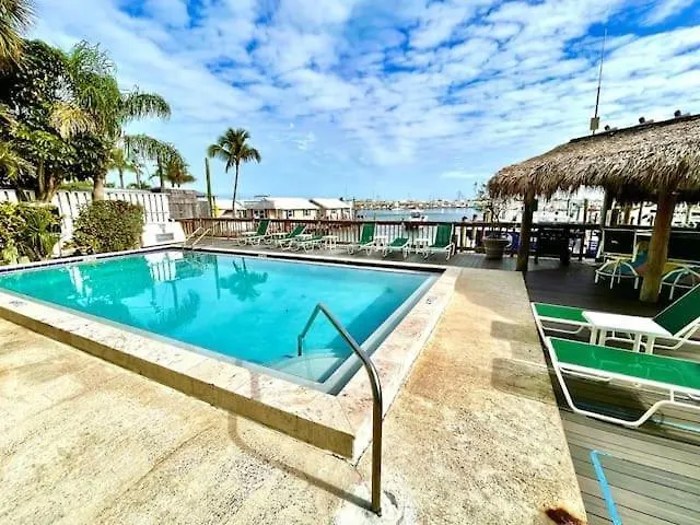 בית נופש קי וסט Dominica - New Waterfront Condo Pool Dock 2 Bedroom 2 Bathroom ארצות הברית